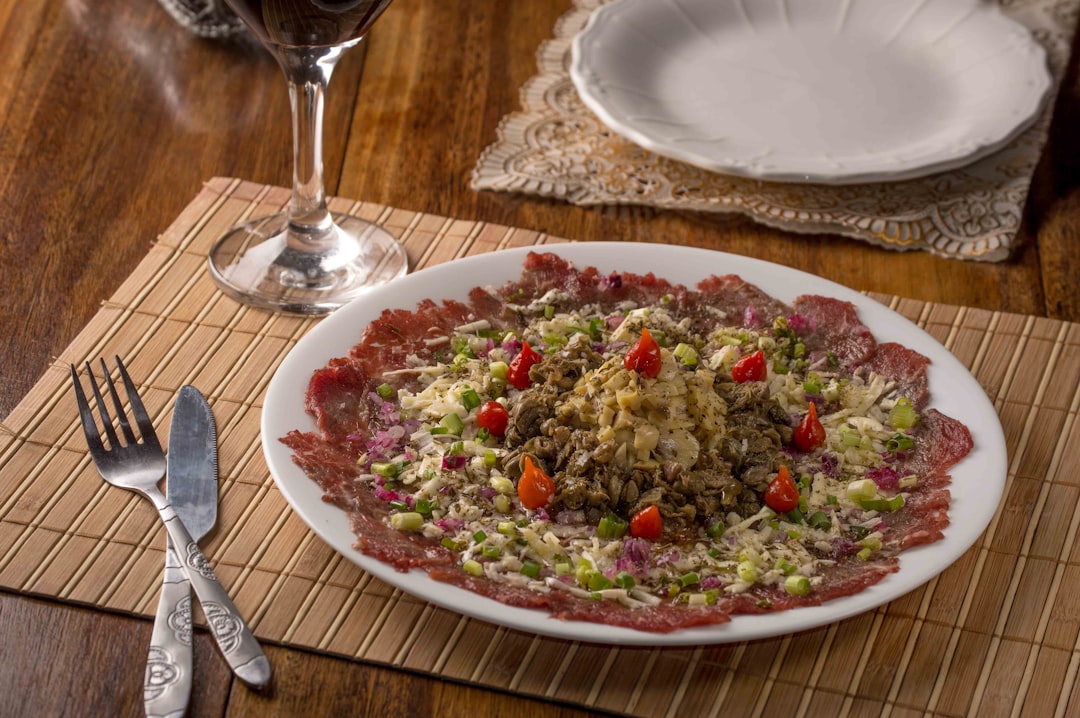 Calorias da azeitona: quantas kcal tem e como usar na dieta